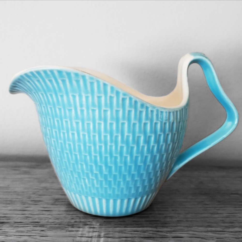 Red Wing Pottery Anniversary Driftwood Capistrano Gravy Boat